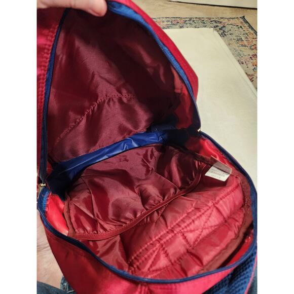 Wonder Woman backpack with gold accents - like new - Picture 5 of 7